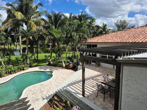 11081 SW 30th Court Davie FL 33328