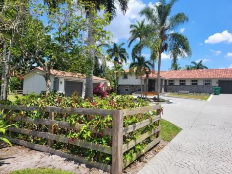 11081 SW 30th Court Davie FL 33328