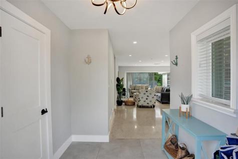 260 Allenwood Drive Lauderdale By The Sea FL 33308