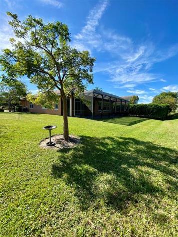 11877 NW 83rd Place Parkland FL 33076