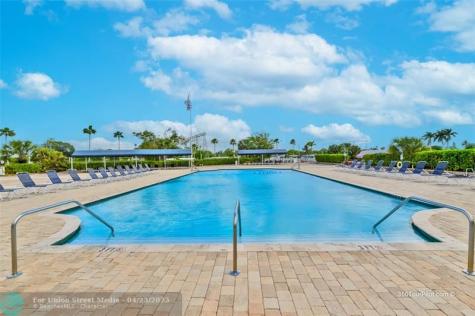 3079 Lakeshore Drive Fort Lauderdale FL 33312