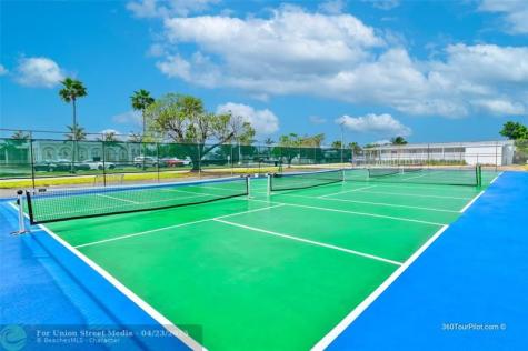 3079 Lakeshore Drive Fort Lauderdale FL 33312