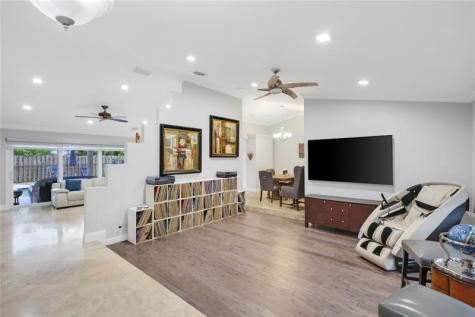 1459 NW 113th Terrace Coral Springs FL 33071