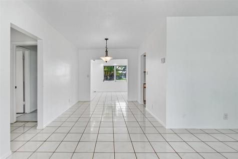6800 NW 74th Place Tamarac FL 33321
