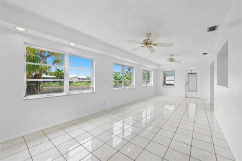 6800 NW 74th Place Tamarac FL 33321