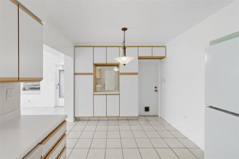 6800 NW 74th Place Tamarac FL 33321