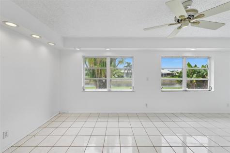 6800 NW 74th Place Tamarac FL 33321