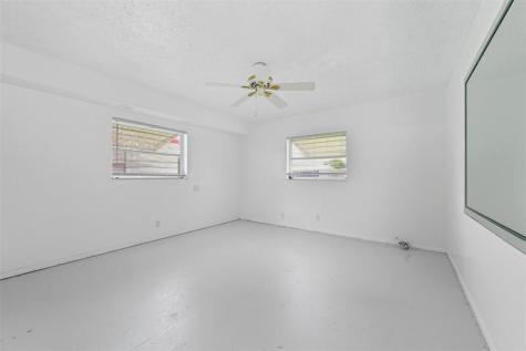 6800 NW 74th Place Tamarac FL 33321
