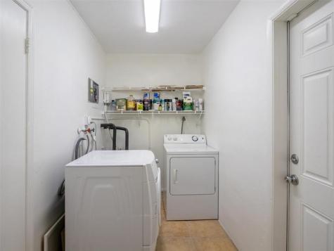 6800 NW 74th Place Tamarac FL 33321