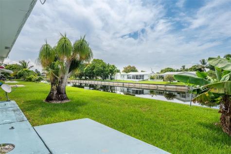6800 NW 74th Place Tamarac FL 33321