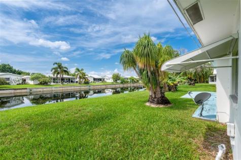 6800 NW 74th Place Tamarac FL 33321