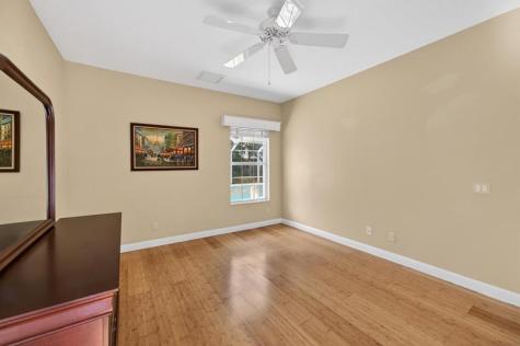 137 38TH Court Vero Beach FL 32968