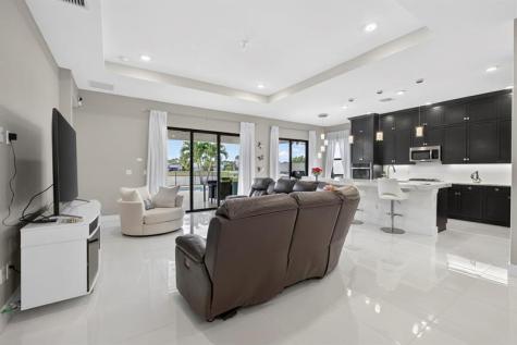 15798 Cresswind Place Loxahatchee FL 33470
