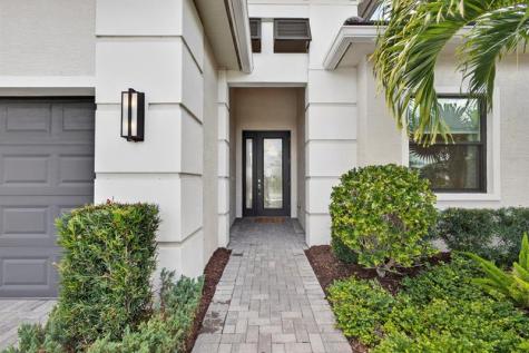15798 Cresswind Place Loxahatchee FL 33470