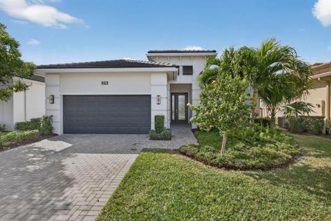 15798 Cresswind Place Loxahatchee FL 33470
