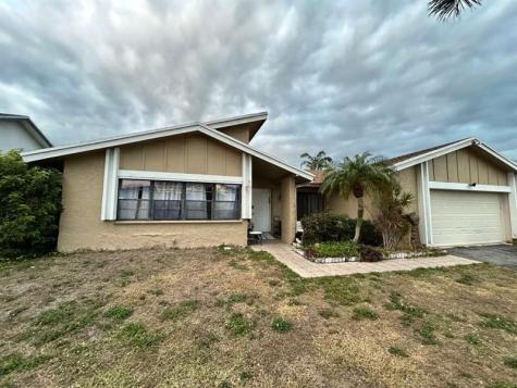 9711 NW 33rd Street Sunrise FL 33351