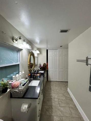 9711 NW 33rd Street Sunrise FL 33351