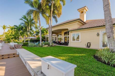 2841 NE 23rd Court Pompano Beach FL 33062