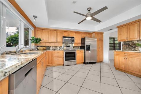 2427 Sea Island Drive Fort Lauderdale FL 33301