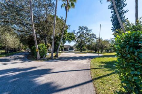 1710 SW 142nd Avenue Davie FL 33325
