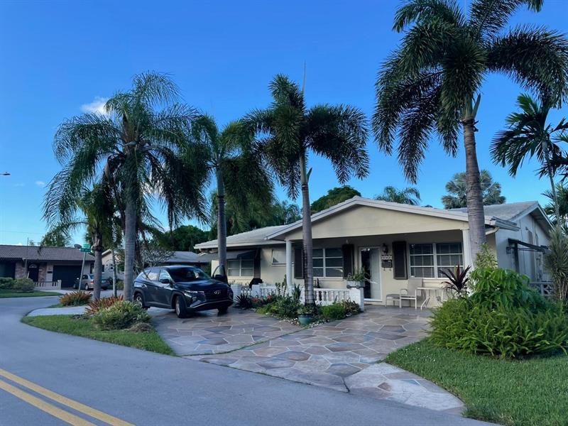 4401 NW 43 Avenue Tamarac FL 33319