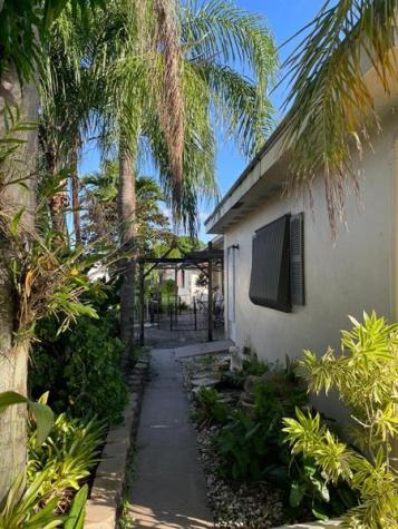4401 NW 43 Avenue Tamarac FL 33319