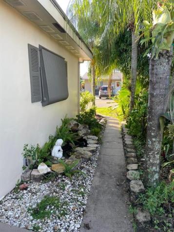 4401 NW 43 Avenue Tamarac FL 33319