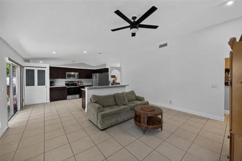 9532 NW 9th Court Plantation FL 33324