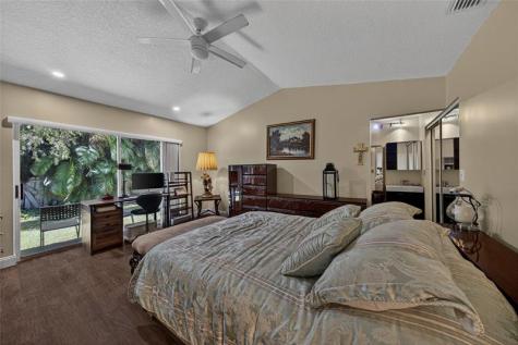 9532 NW 9th Court Plantation FL 33324