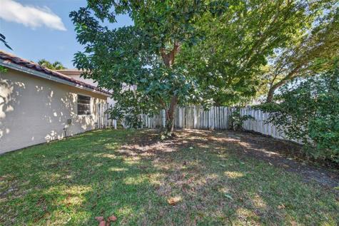 9532 NW 9th Court Plantation FL 33324