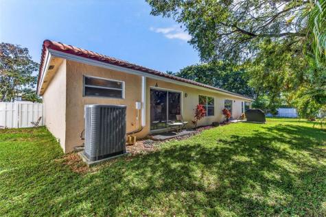 9532 NW 9th Court Plantation FL 33324