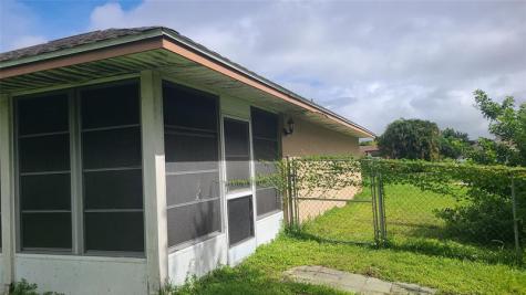 1810 SW Mcallister Lane Port St Lucie FL 34953