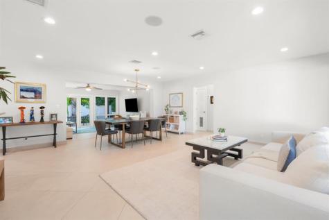 2740 NE 21st Court Fort Lauderdale FL 33305