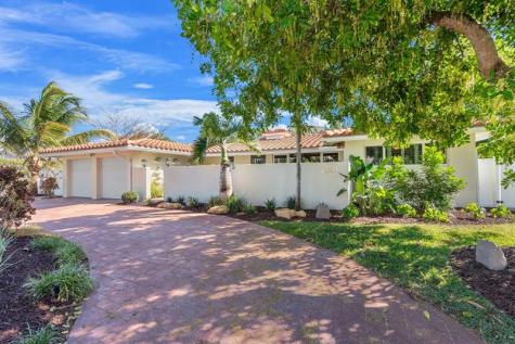 2740 NE 21st Court Fort Lauderdale FL 33305