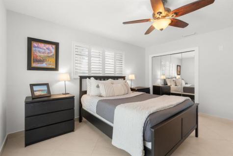 2740 NE 21st Court Fort Lauderdale FL 33305