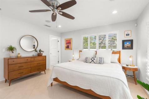 2740 NE 21st Court Fort Lauderdale FL 33305