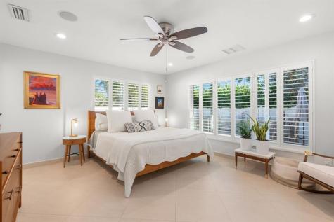 2740 NE 21st Court Fort Lauderdale FL 33305