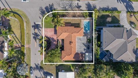2740 NE 21st Court Fort Lauderdale FL 33305