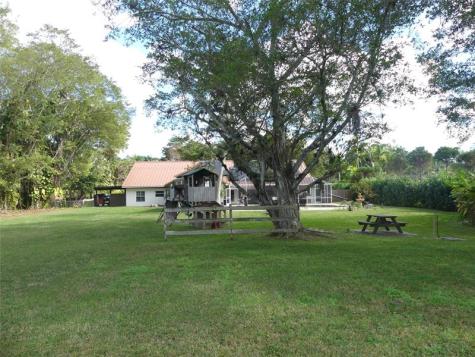 5221 Pinetree Road Parkland FL 33067