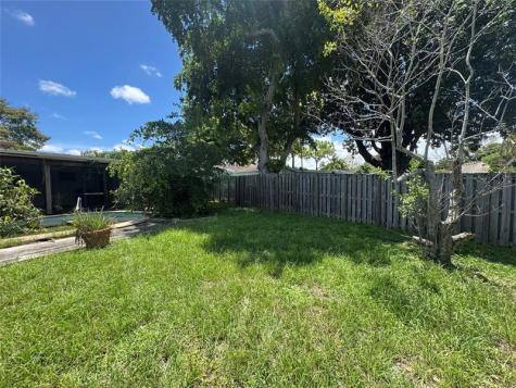 4801 Tyler Street Hollywood FL 33021