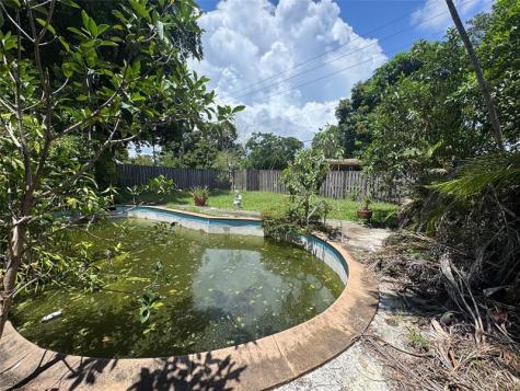 4801 Tyler Street Hollywood FL 33021