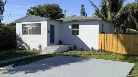 2745 Funston Street Hollywood FL 33020