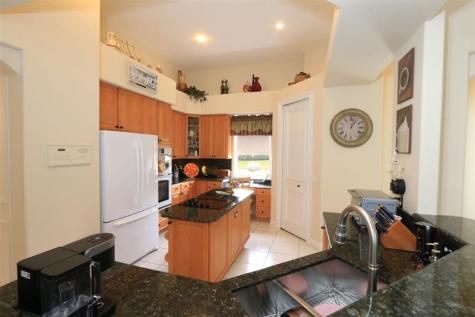 8075 Kiawah Trace Port St Lucie FL 34986