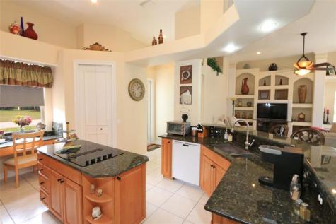 8075 Kiawah Trace Port St Lucie FL 34986