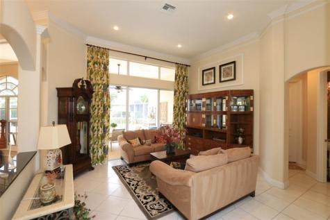 8075 Kiawah Trace Port St Lucie FL 34986