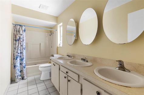 970 SW 67th Avenue North Lauderdale FL 33068