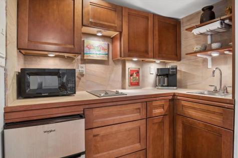 2609 NE 8th Street Fort Lauderdale FL 33304