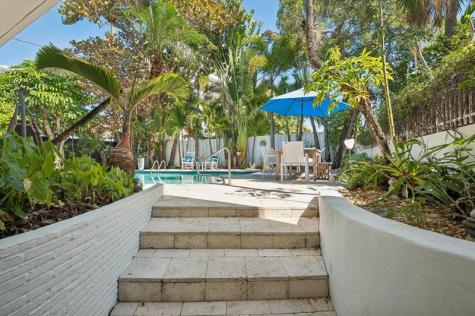 2609 NE 8th Street Fort Lauderdale FL 33304