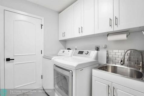 21661 Sonoma Court Boca Raton FL 33433