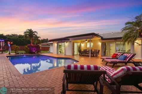 21661 Sonoma Court Boca Raton FL 33433